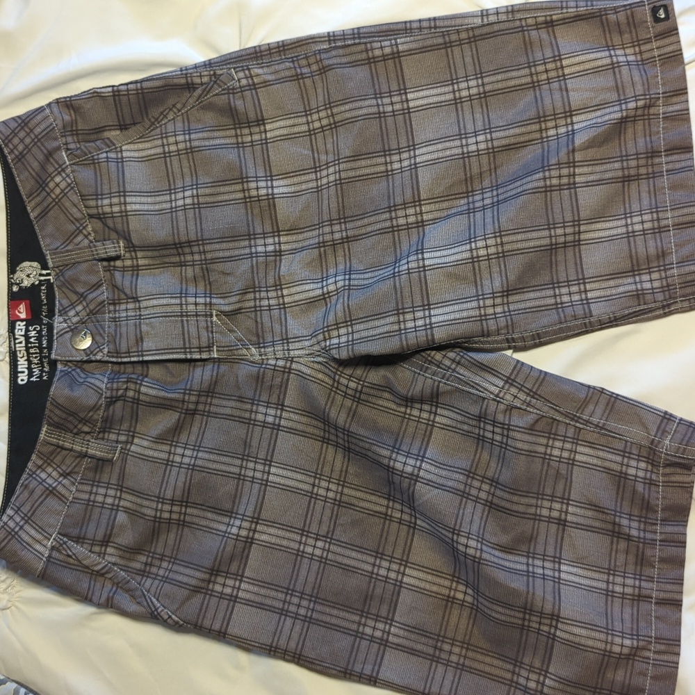 Quicksilver Amphibians boys  board short size 28